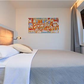 5 Bedroom Villa with Balcony & Terrace in Dubrovnik, sleeps 10